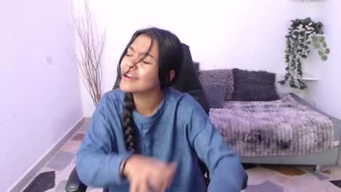 Eva  online show from January 2026 08:11:02 PM