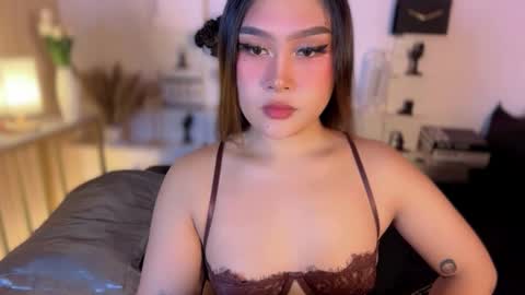 Queen Eva Mazikeen online show from March 2026 09:10:02 PM