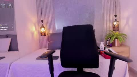 Snapshot of eva_milfxxx chatting on June 2026 02:53:01 AM eva online show from June 2026 02:53:01 AM
