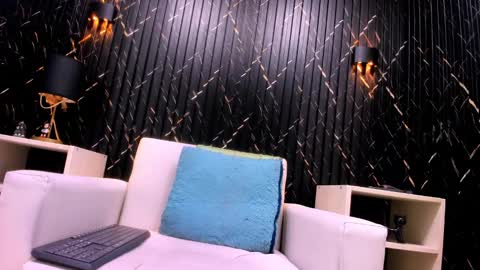 Snapshot of eva_monwalker chatting on November 2025 03:47:02 PM Eva cute online show from November 2025 03:47:02 PM