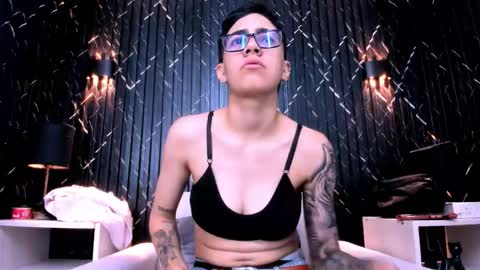 Snapshot of eva_monwalker chatting on December 2025 11:28:01 AM Eva cute online show from December 2025 11:28:01 AM