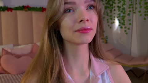 Snapshot of eva_natsumi chatting on December 2024 05:29:02 AM Eva online show from December 2024 05:29:02 AM