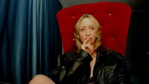 Ice Goddess online show from October 2025 09:36:01 PM