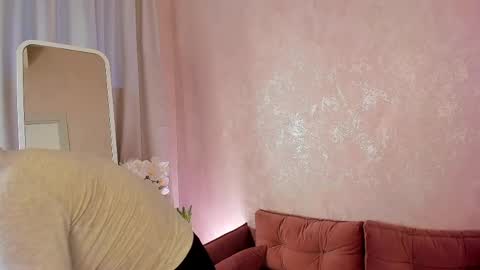 Snapshot of eva_romero chatting on April 2026 01:08:01 AM Eva online show from April 2026 01:08:01 AM