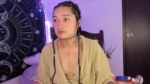 Eva  online show from February 2026 08:51:01 AM