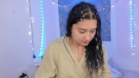 Eva  online show from April 2026 09:35:02 AM