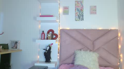 Eva Sin online show from March 2026 11:33:01 PM