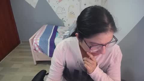 eva_smit_t online show from January 2026 02:14:02 AM