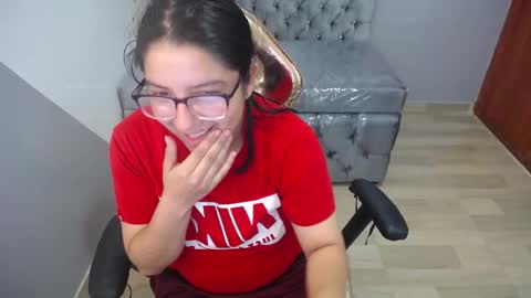 eva_smit_t online show from February 2026 02:15:02 PM