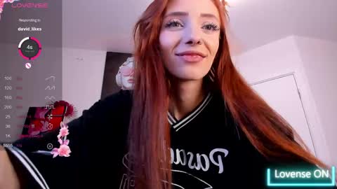 Snapshot of evaa_coy chatting on April 2026 06:10:01 PM Eva online show from April 2026 06:10:01 PM