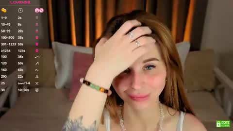 Snapshot of evaaa_ro chatting on June 2026 10:25:01 PM Eva. OFFICAL PAGE MARI CLARK online show from June 2026 10:25:01 PM