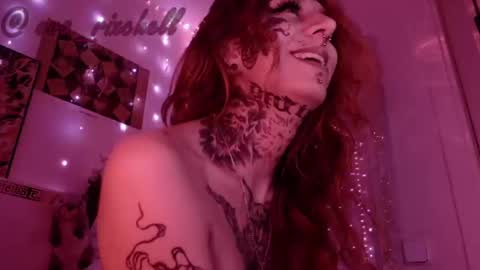 eva rixchell INSTRAGAM online show from February 2026 11:27:01 AM