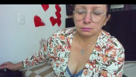 Snapshot of evaaross chatting on March 2025 09:11:02 PM Eva online show from March 2025 09:11:02 PM