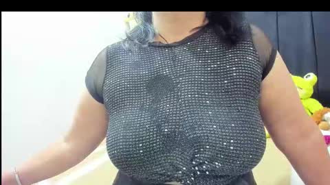 Snapshot of evaaross chatting on December 2025 12:54:01 PM Eva online show from December 2025 12:54:01 PM