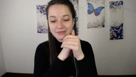 Snapshot of evaeldis chatting on April 2026 11:02:01 AM Eva online show from April 2026 11:02:01 AM