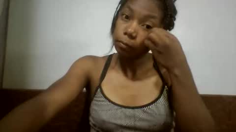 evahaldy online show from November 2025 06:51:01 PM