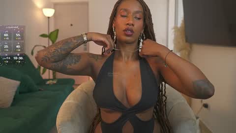 evajacksss_ online show from January 2025 04:25:02 PM