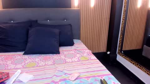 Eva online show from December 2025 01:42:01 PM