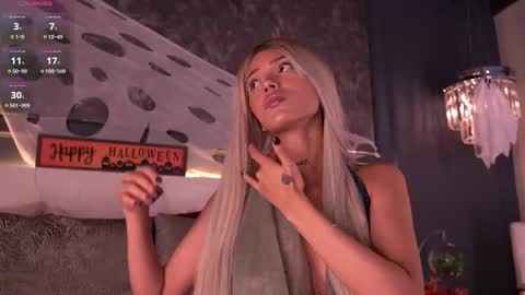 Eva Moretti online show from October 2025 01:08:02 AM