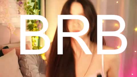 Eva online show from April 2026 04:57:01 AM