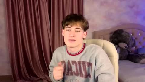 Evan online show from February 2026 09:01:01 PM