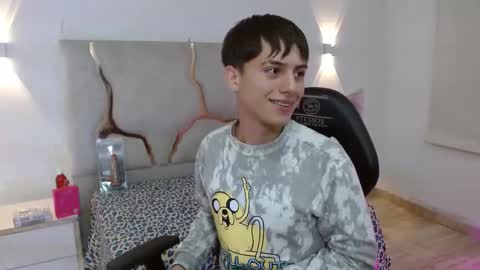 evan_tay online show from February 2026 03:18:01 AM