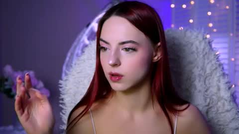 Eva  online show from October 2025 08:37:02 AM