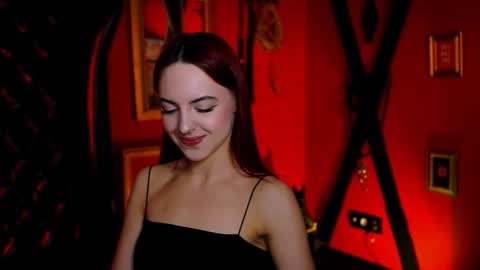 Eva  online show from November 2025 12:26:01 PM