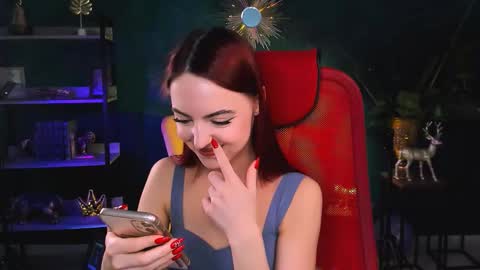 Eva  online show from November 2025 01:00:01 PM