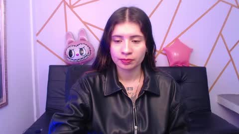 Snapshot of evangeline__rouse chatting on April 2026 12:22:01 PM EVANGELINE online show from April 2026 12:22:01 PM