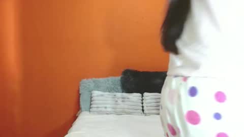 evangelinne_01 online show from February 2026 12:00:01 PM