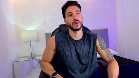 E V A N S online show from February 2026 11:25:01 PM