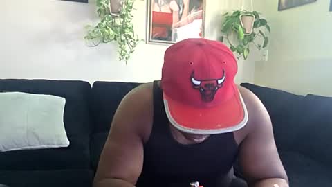 evanschris2048 online show from October 2025 06:39:01 PM