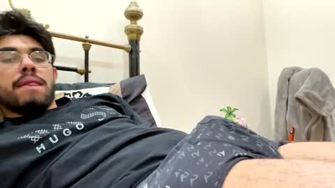 Snapshot of evansjacob chatting on October 2025 10:40:02 PM evansjacob online show from October 2025 10:40:02 PM