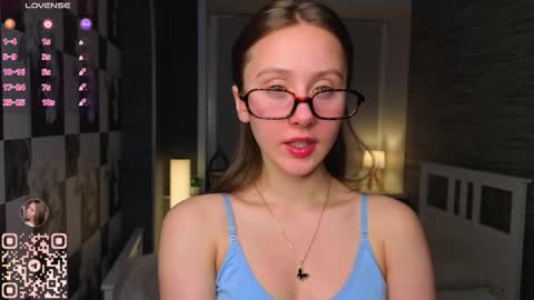 Snapshot of evas_soul chatting on November 2025 07:14:01 PM Eva online show from November 2025 07:14:01 PM