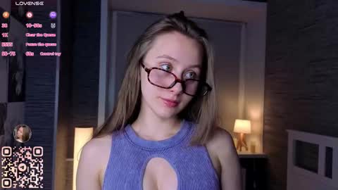 Eva online show from December 2025 07:53:02 PM