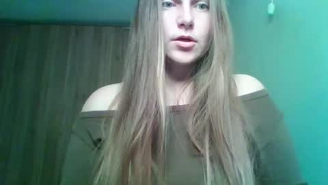 evasapples2026 online show from March 2026 08:26:02 PM