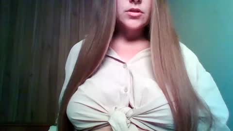 evasapples2026 online show from June 2026 03:16:01 PM
