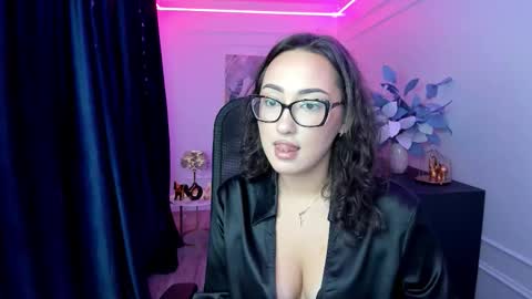 evasarazardje online show from November 2025 04:39:02 AM