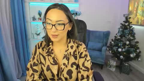 evasarazardje online show from December 2025 07:32:01 PM