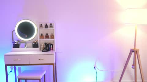 EVA SAVAGEIm recovering from surgery. Ill see you in a couple of weeks. online show from April 2026 05:50:02 PM