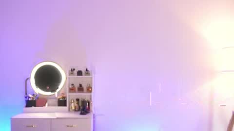 EVA SAVAGEIm recovering from surgery. Ill see you in a couple of weeks. online show from April 2026 06:15:01 PM