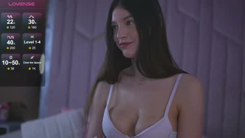 Carolina online show from February 2025 01:10:01 AM