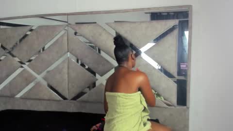 Eva And Emmanuel online show from October 2025 02:51:01 PM