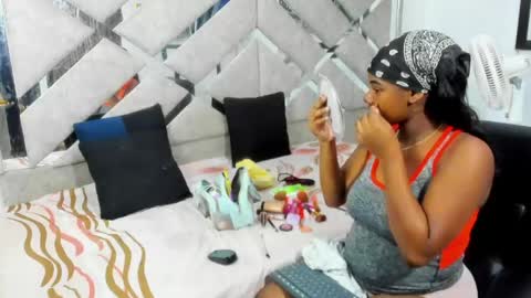Snapshot of evaxemma chatting on April 2026 01:59:01 PM Eva And Emmanuel online show from April 2026 01:59:01 PM