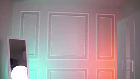 Snapshot of evazane chatting on November 2025 09:48:02 PM Eva online show from November 2025 09:48:02 PM