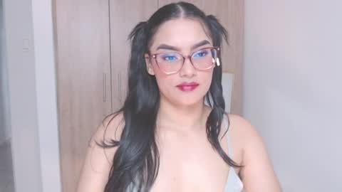 Eve Rox18 online show from June 2026 08:48:01 PM