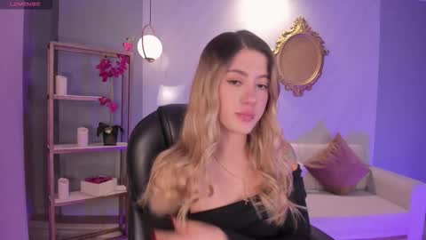 Eve  online show from September 2025 06:19:02 PM