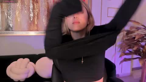 Eve  online show from November 2025 12:16:01 PM