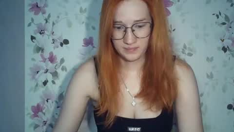 Snapshot of eveliina_shy chatting on July 2026 09:16:02 AM Evelina online show from July 2026 09:16:02 AM